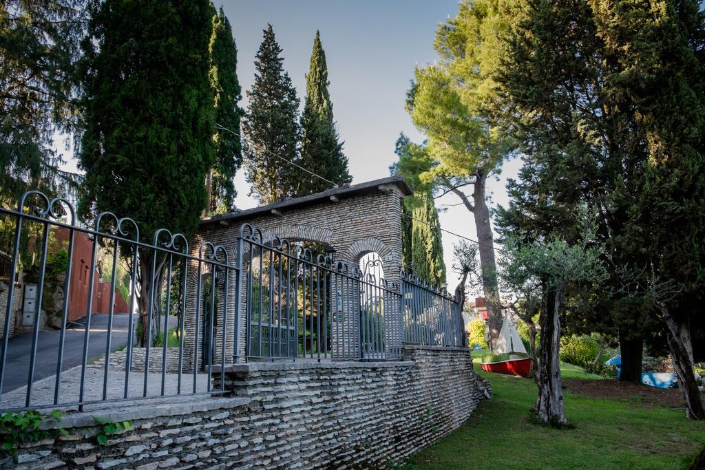 Hotel Mon Repos Sirmione Eksteriør billede