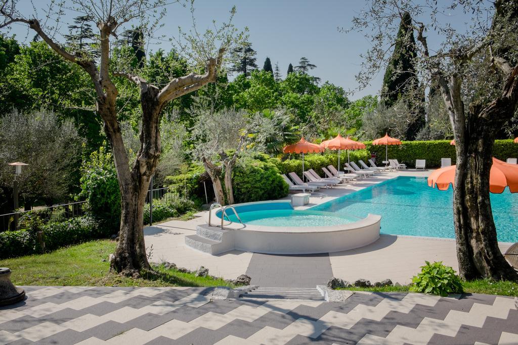 Hotel Mon Repos Sirmione Eksteriør billede